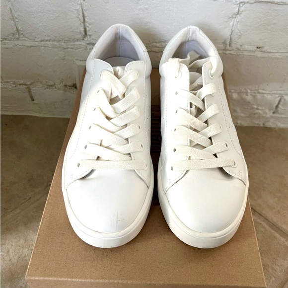 Steve Madden Blade White Platform Sneaker - Picture 7 of 14